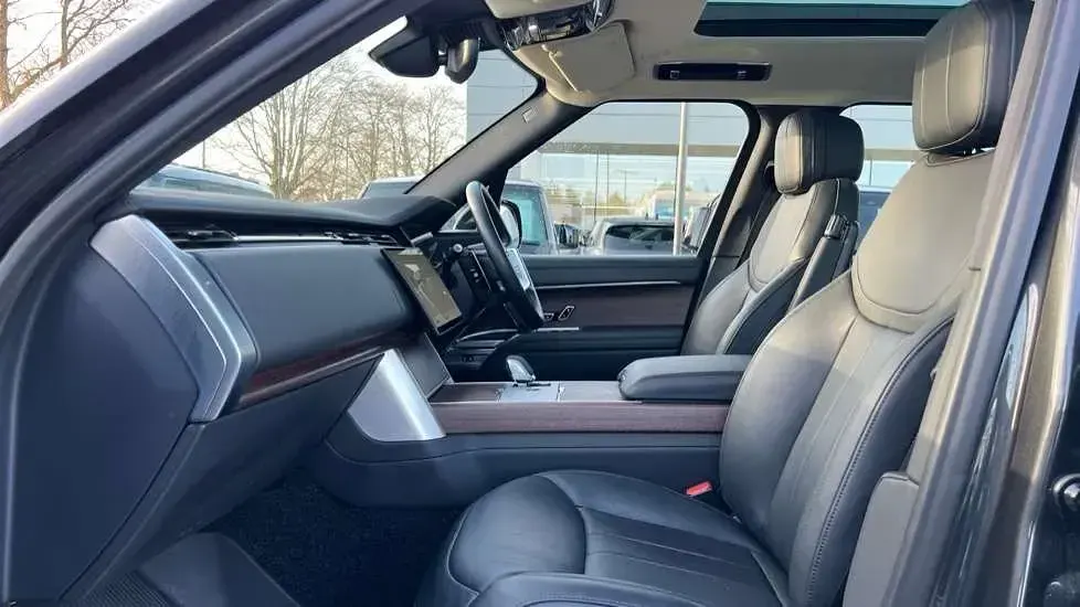 Used Land Rover Range Rover HSE 350 HP (257 kW) 2024 Grey SUV