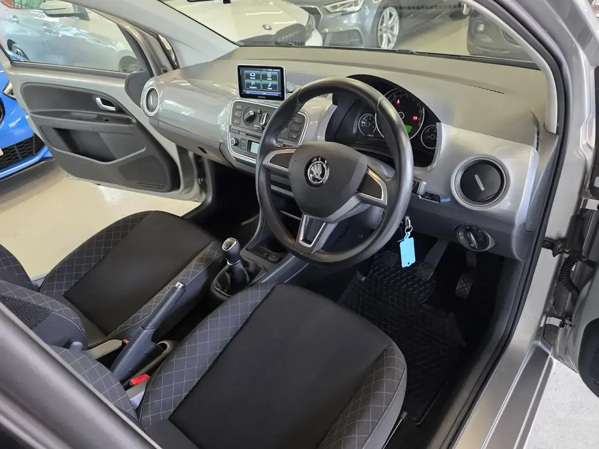 Used Skoda Citigo SE L 75 HP (55 kW) 2016 Silver Hatchback