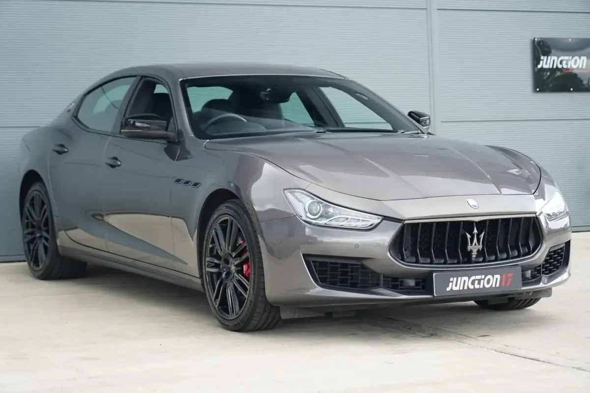 Used Maserati Ghibli 330 HP (242 kW) 2021 Grey Sedan