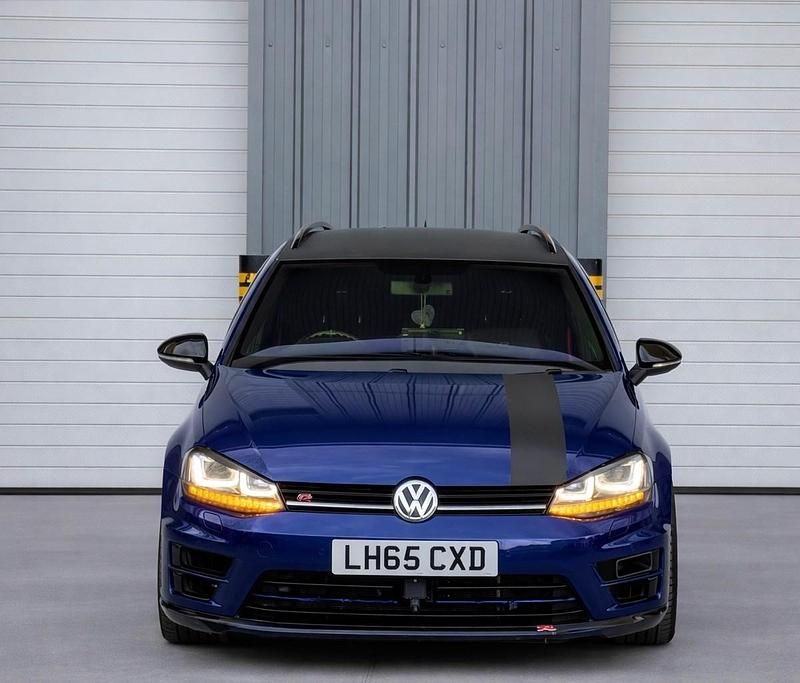 Used VW Golf VII R 380 HP (279 kW) 2016 Blue Estate