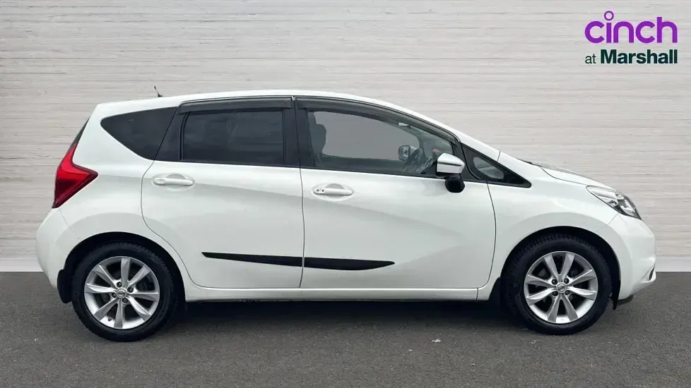 Used Nissan Note S 98 HP (72 kW) 2017 White Hatchback
