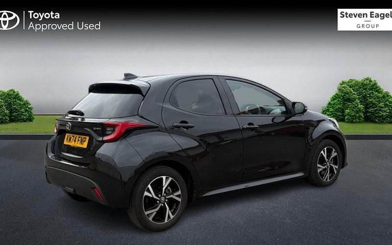 Used Toyota Yaris Hybrid Design 116 HP (85 kW) 2026 Hatchback