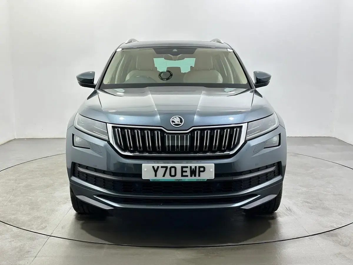 Used Skoda Kodiaq LAURIN & KLEMENT 190 HP (139 kW) 2020 Grey SUV