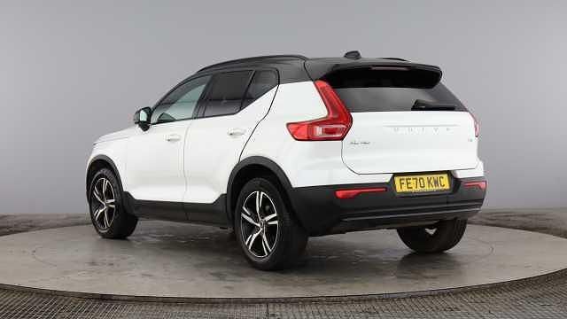 Used Volvo XC40 R-Design 161 HP (118 kW) 2021 SUV