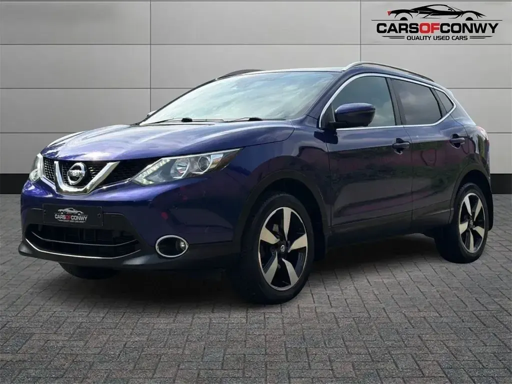 Used Nissan Qashqai N-Vision 115 HP (84 kW) 2017 Blue SUV