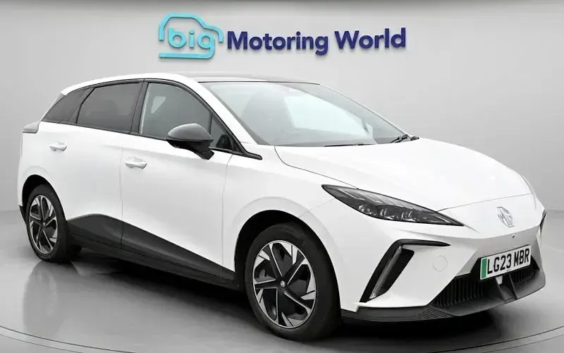 Usado MG MG4 EV Trophy 150 kW (204 CV) 2025 Utilitario