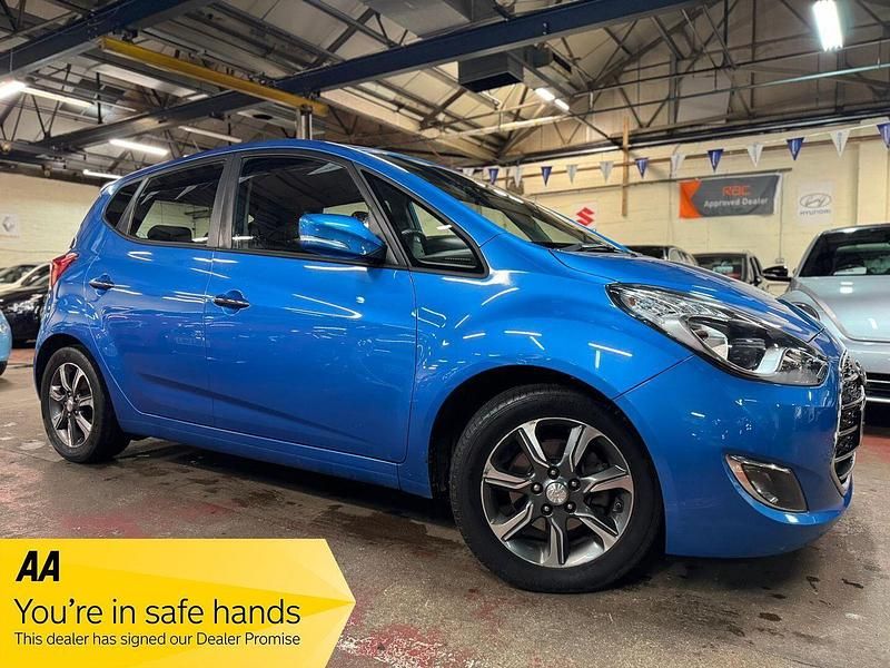 Blue Used 2017 Hyundai ix20 SE Hatchback | £5,489 (Fair price) - Image 1/4