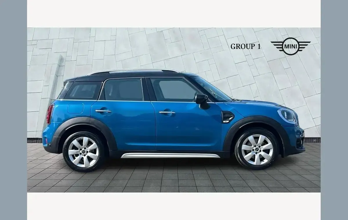Used Mini Cooper Countryman Classic 134 HP (98 kW) 2019 Blue SUV