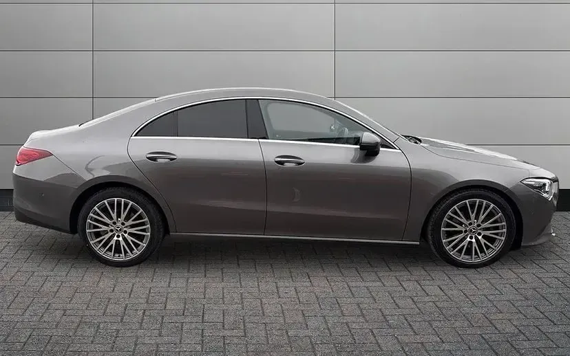 Used Mercedes CLA200 Executive 163 HP (119 kW) 2023 Mountain grey Sedan