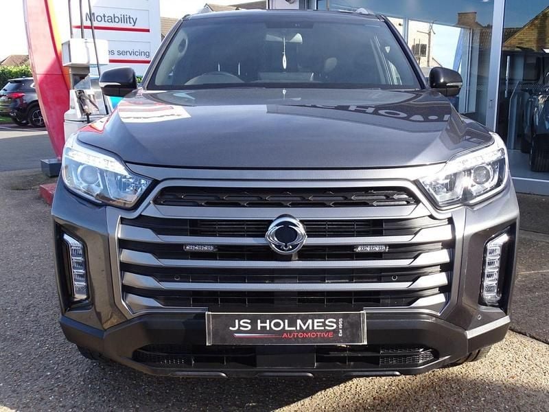 Used Ssangyong (KGM) Musso 199 HP (146 kW) 2023 Grey Pickup