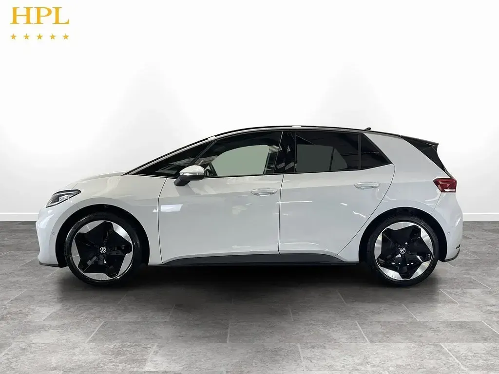 Used VW ID.3 Pro 150 kW (204 HP) 2024 White Hatchback
