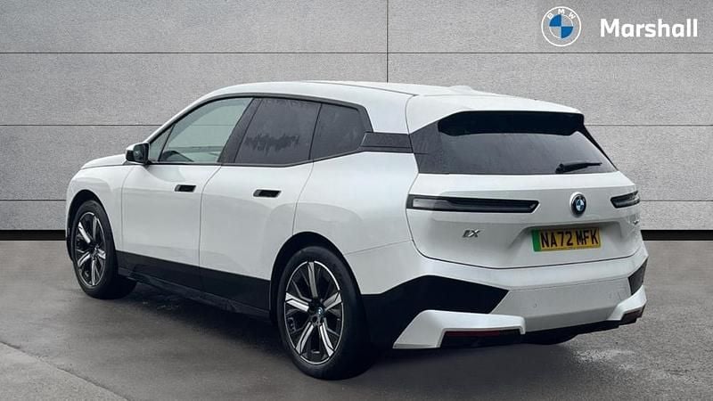 Used BMW iX M Sport 236 kW (322 HP) 2022 White SUV