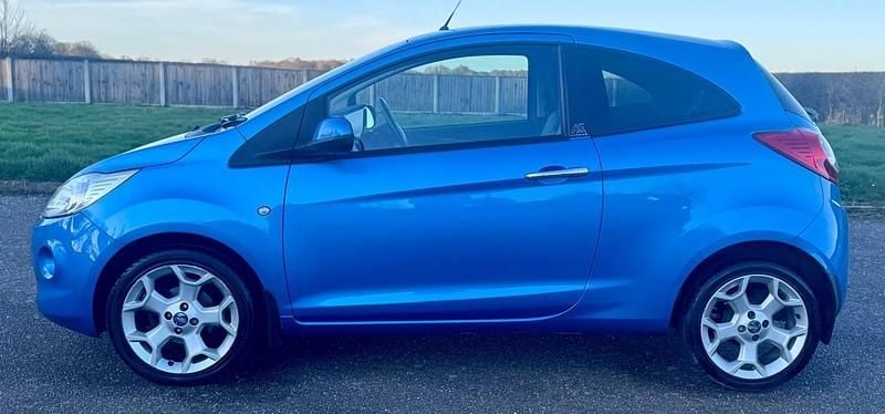 Used Ford Ka Titanium 69 HP (50 kW) 2011 Blue Hatchback