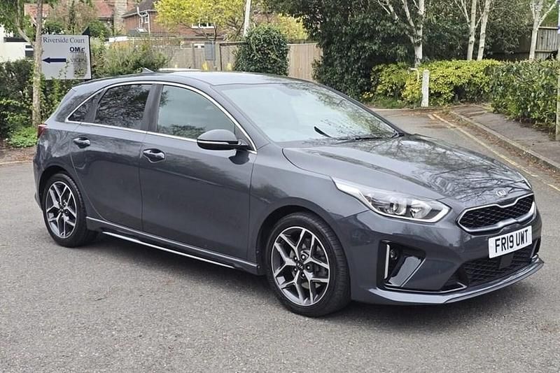 Used Kia Ceed GT-Line 118 HP (86 kW) 2019 Hatchback