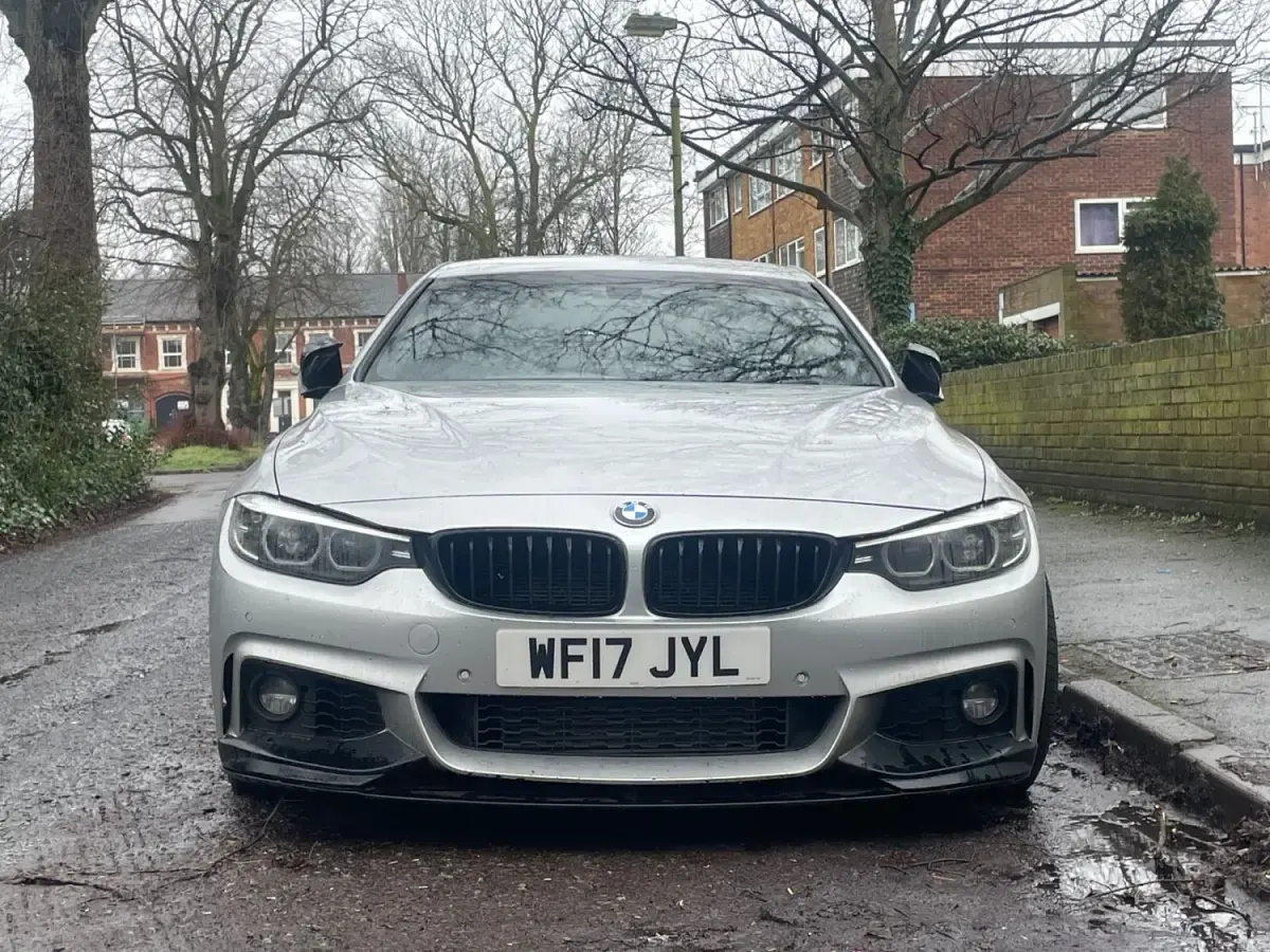 Usado BMW 435 M Sport 2017 Plateado Coupe