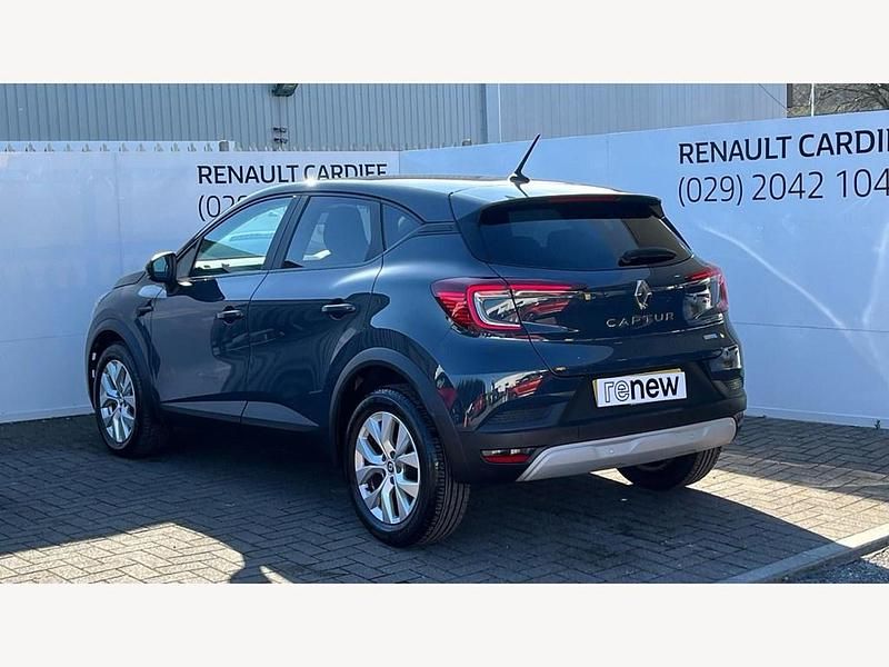 Used Renault Captur Iconic 142 HP (104 kW) 2022 Solid  boston blue  SUV