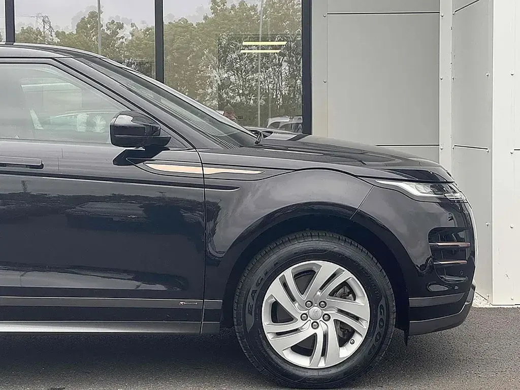 Used Land Rover Range Rover evoque R-Dynamic 148 HP (108 kW) 2020 Black SUV
