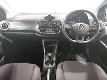Usado VW up! 65 HP (47 kW) 2021 Branco Citadino