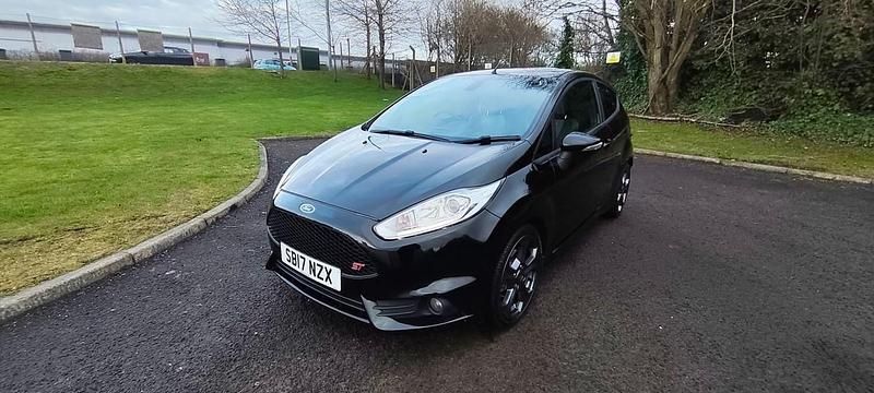 Used Ford Fiesta ST 182 HP (133 kW) 2017 Black Hatchback