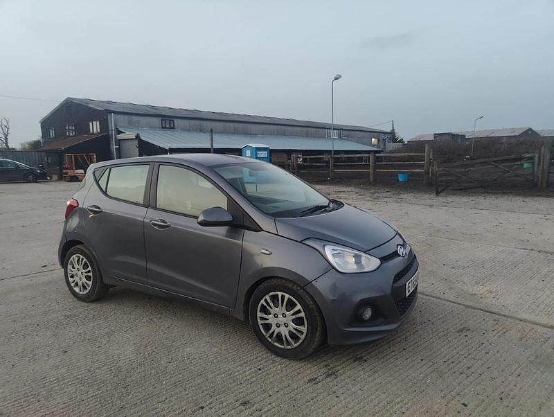 Used Hyundai i10 SE 2016 Grey Hatchback