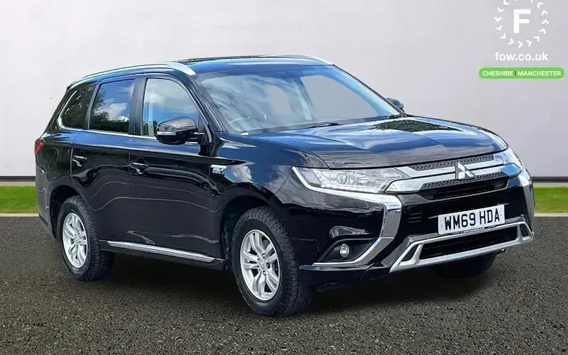 Used Mitsubishi Outlander P-HEV 224 HP (164 kW) 2020 Estate