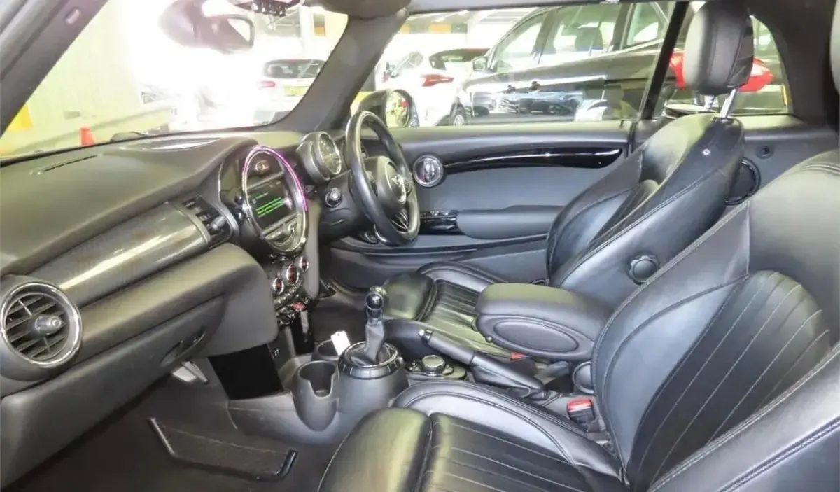 Usado Mini Cooper S Cabriolet 2016 Negro Descapotable