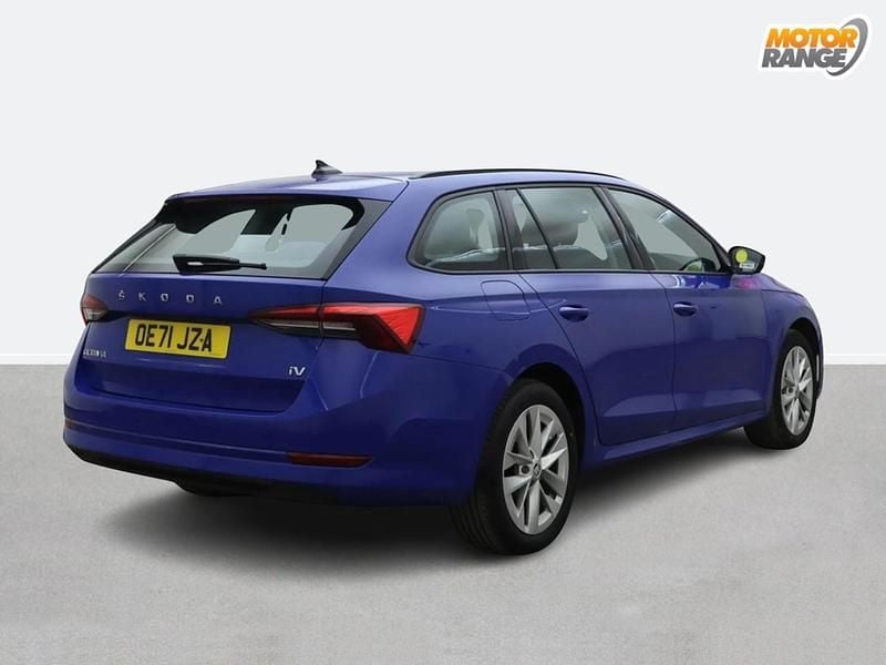 Used Skoda Octavia SE Technology 2022 Blue Estate