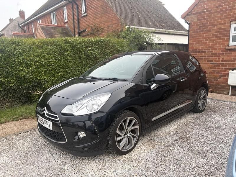 Begagnad Citroën DS3 Cabriolet 165 HK (121 kW) 2015 Svart Cab