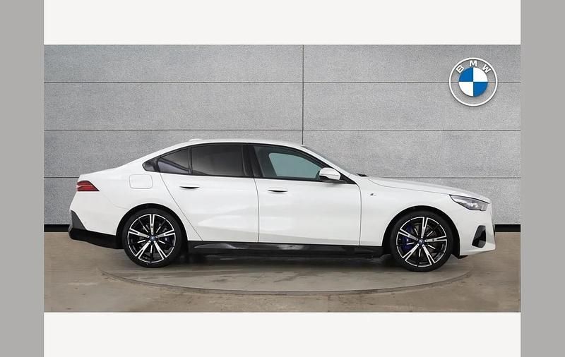 Used BMW i5 M Sport 250 kW (340 HP) 2025 Mineral white Sedan