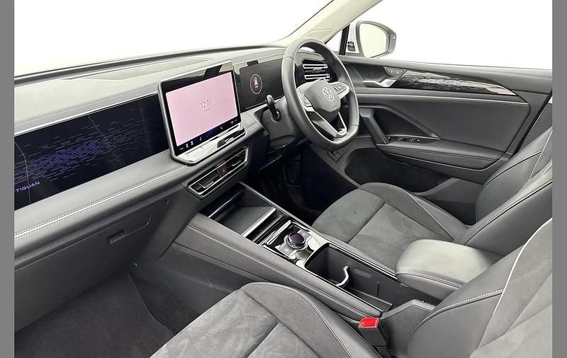 Used VW Tiguan Elegance 147 HP (108 kW) 2025 White SUV