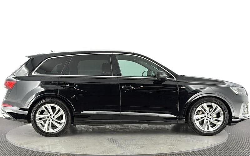 Used Audi Q7 S-Line 286 HP (210 kW) 2024 SUV