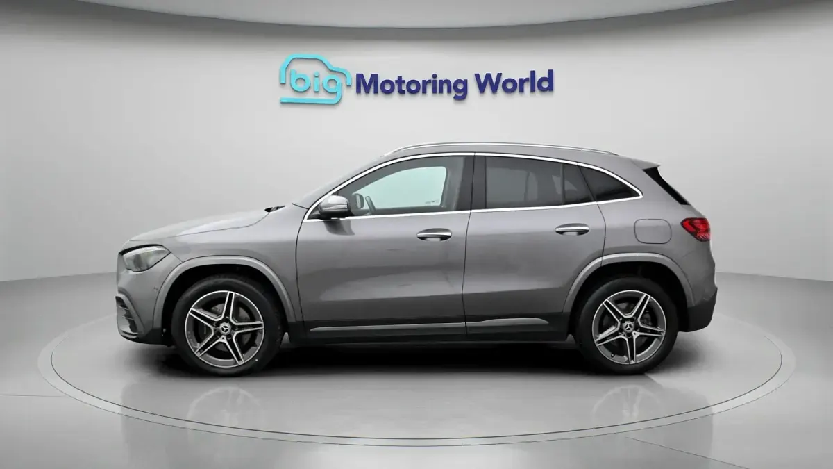 Used Mercedes GLA250 Executive 218 HP (160 kW) 2023 Grey SUV