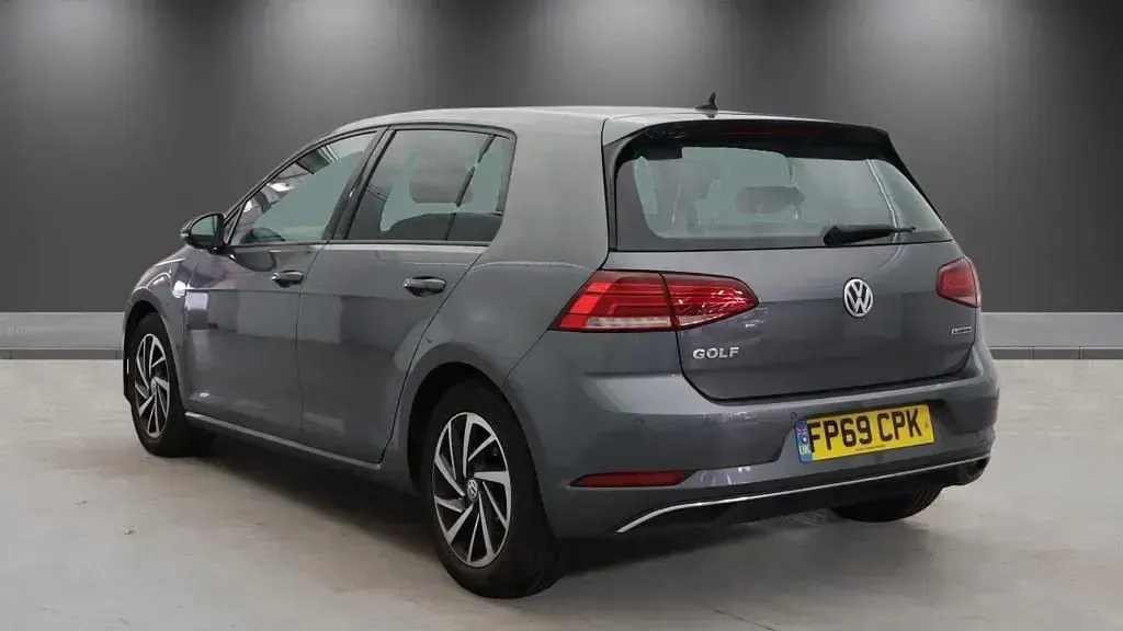 Used VW Golf VII Match 130 HP (95 kW) 2019 Grey Hatchback