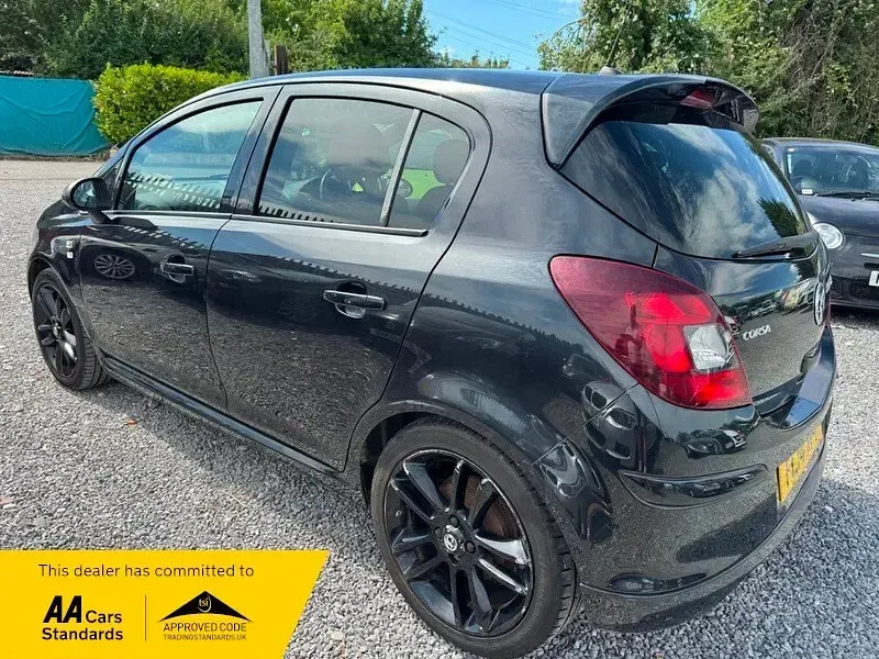 Used Vauxhall Corsa Edition 75 HP (55 kW) 2014 Black Hatchback