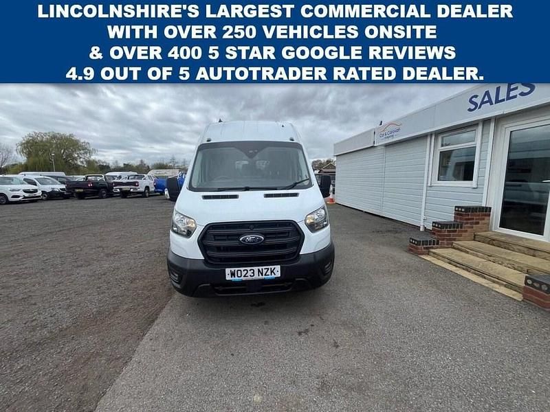 Begagnad Ford Transit Trend 2023 Vit