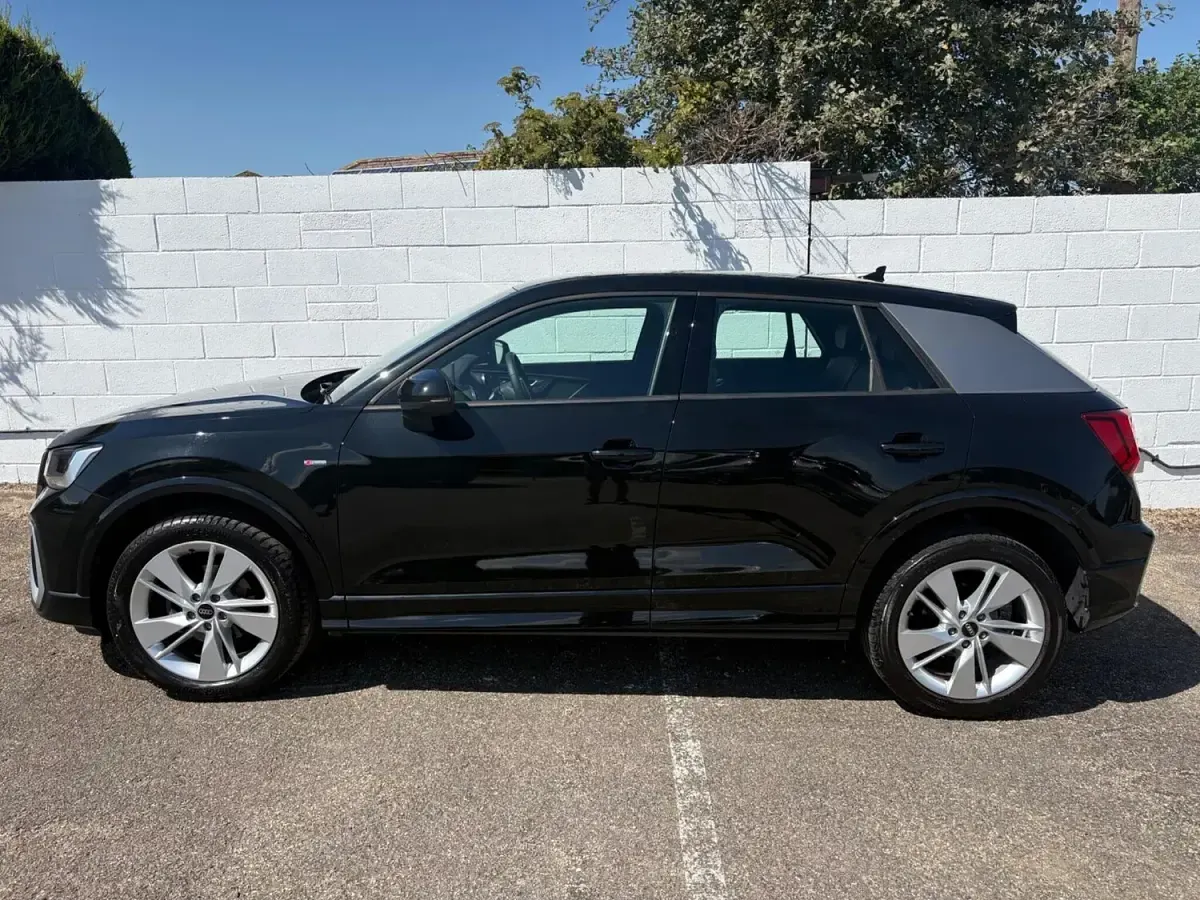 Used Audi Q2 S-Line 150 HP (110 kW) 2023 Black SUV