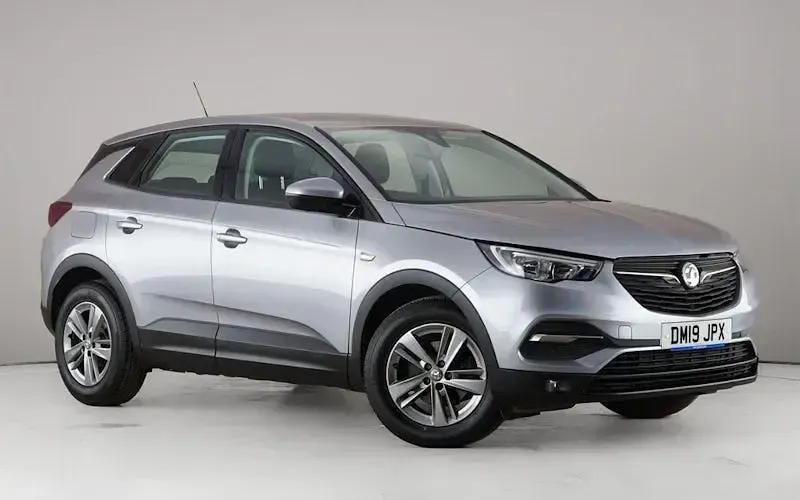 Used Vauxhall Grandland X S 131 HP (96 kW) 2019 SUV