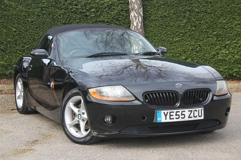 Used BMW Z4 2005 Sapphire black metallic Cabriolet