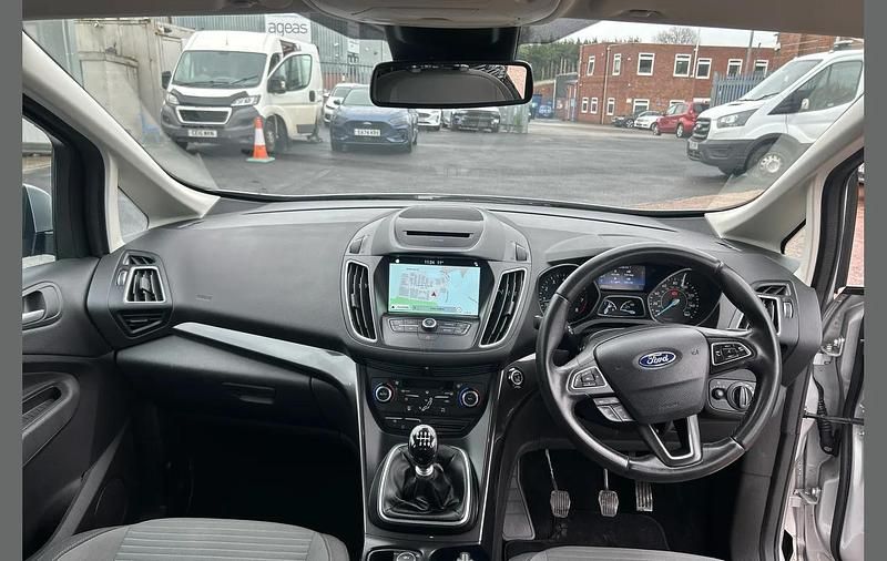 Used Ford C-MAX Titanium 123 HP (90 kW) 2019 Silver MPV