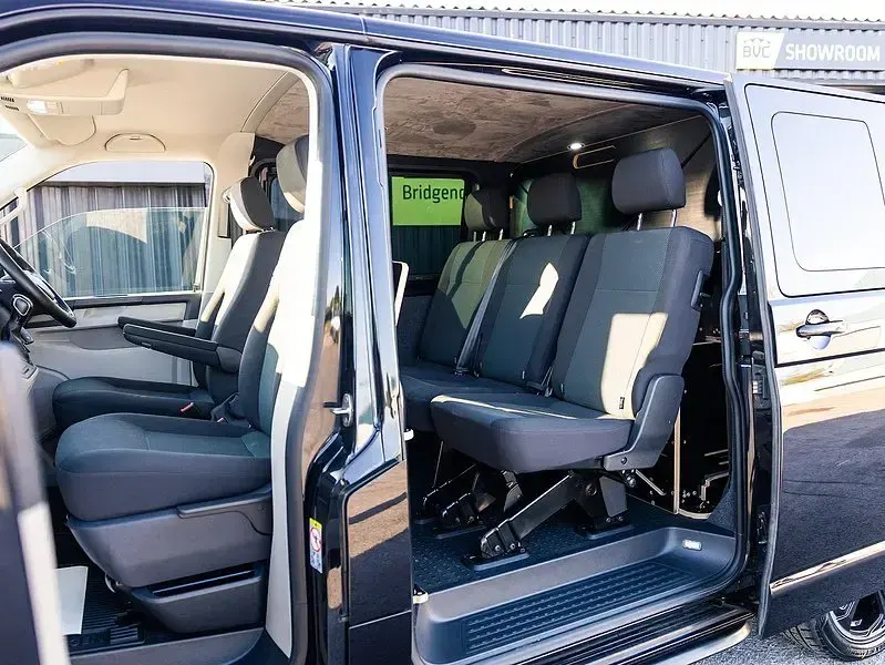Used VW T6 Highline 204 HP (150 kW) 2018 Black Van