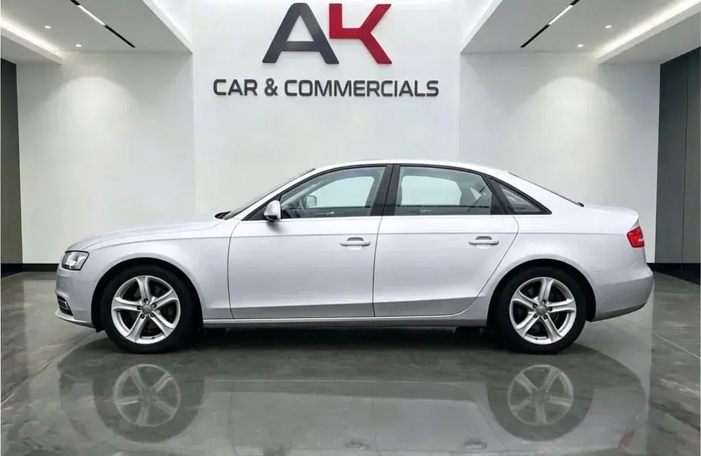 Used Audi A4 143 HP (105 kW) 2012 Silver Sedan