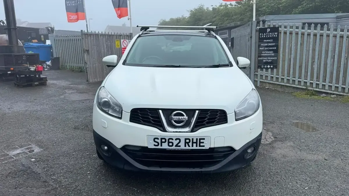 Used Nissan Qashqai Tekna 110 HP (80 kW) 2012 White SUV