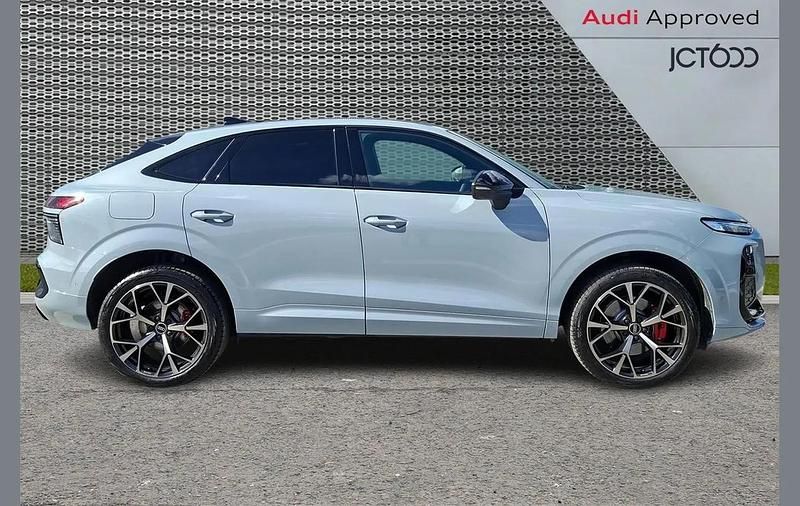 Used Audi Q3 Advanced 267 HP (196 kW) 2025 Grey SUV