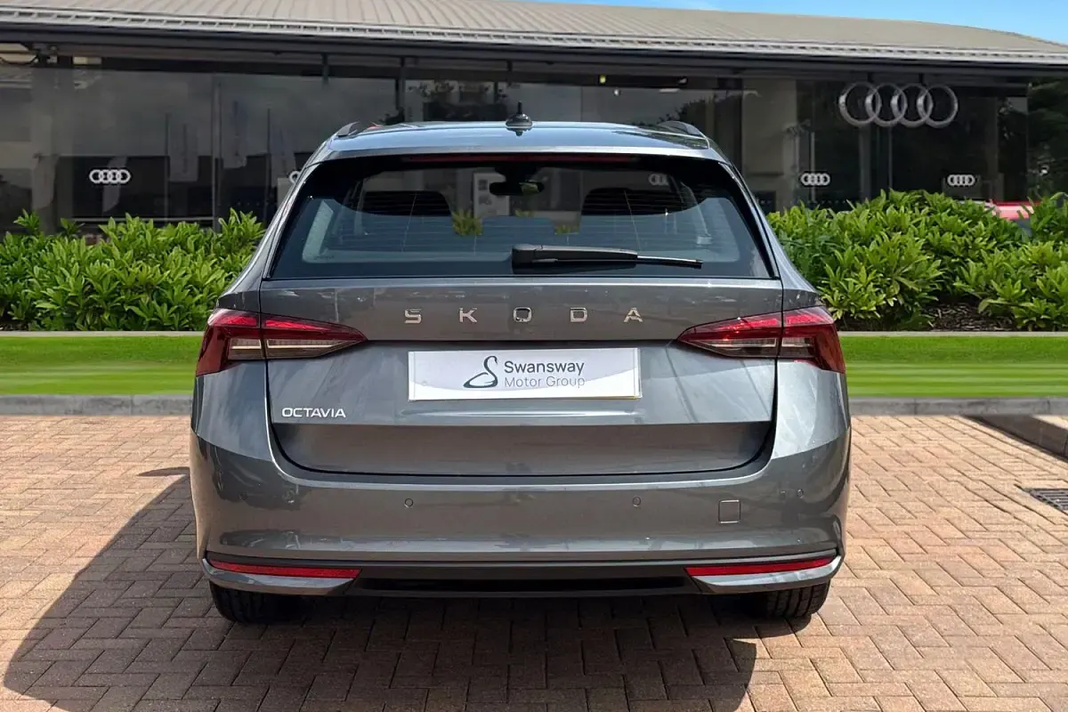 Used Skoda Octavia SE Technology 2024 Grey Estate