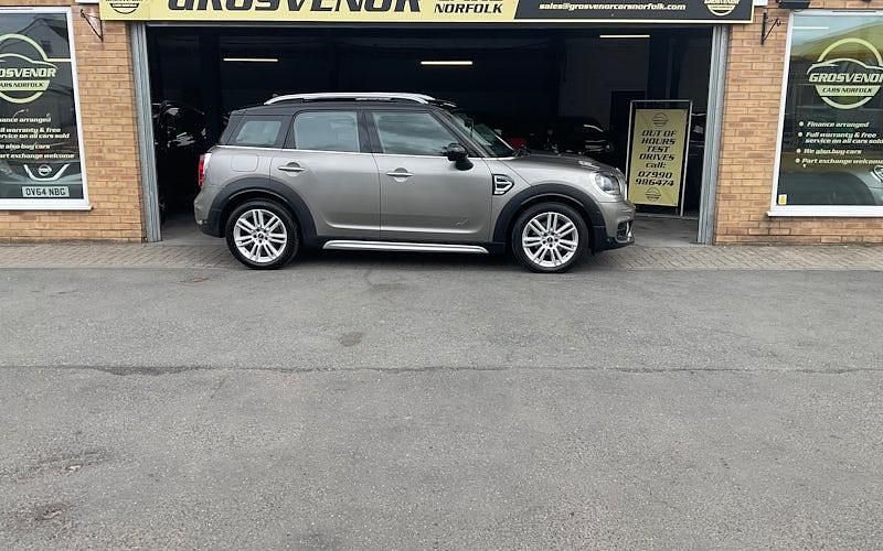 Używany Mini Cooper D Exclusive 150 KM (110 kW) 2020 Hatchback