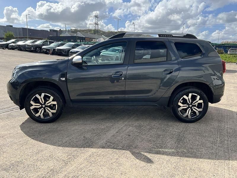 Usado Dacia Duster Prestige 89 HP (65 kW) 2022 Cinzento SUV