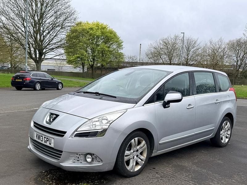 Usado Peugeot 5008 Active 2013 Prateado Monovolume