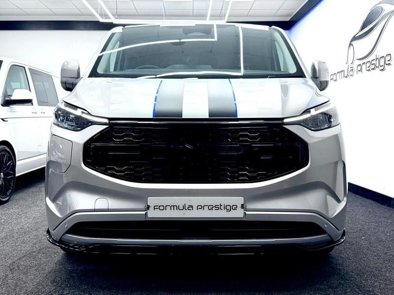 New Ford Tourneo Titanium 232 HP (170 kW) 2026 Silver MPV