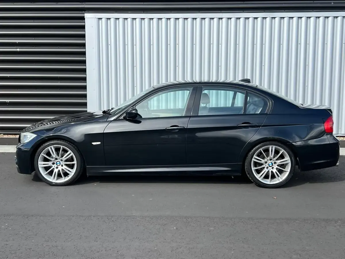 Usado BMW 320 M Sport 2010 Negro Berlina
