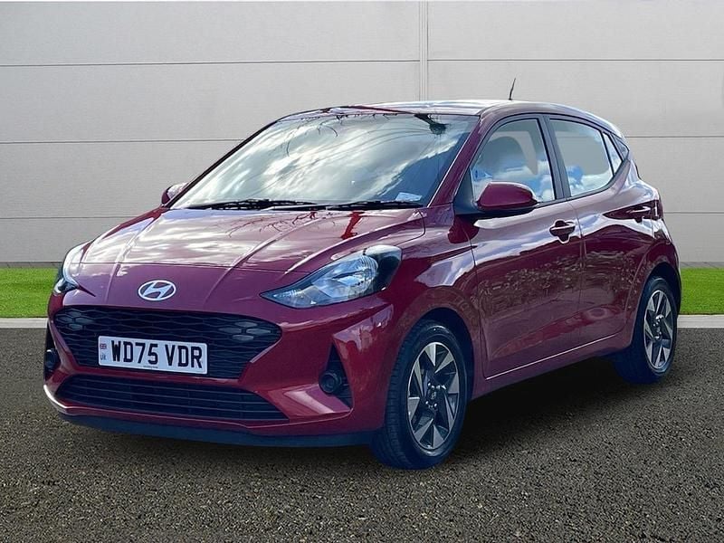 Używany Hyundai i10 Advanced 63 KM (46 kW) 2025 Czerwony Hatchback